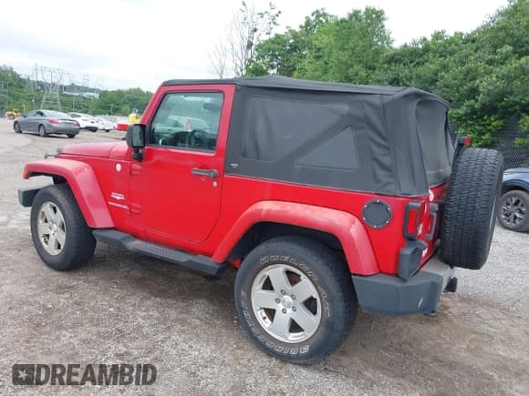 ✅ 2010 Jeep Wrangler Sahara • VIN: 1J4GA5D16AL178551 • Лот: 42473281. Опубликован ранее на IAAI с пробегом 110 170 миль. Бесплатный доступ к архиву аукционных продаж из США и подробный отчёт об истории автомобиля на DreamBid. Изображение 3.