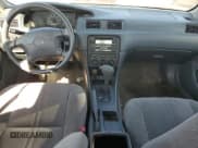 ✅ 2000 Toyota Camry LE • VIN: 4T1BG22K2YU679297 • Lot: 90669205. Wystawiony na Copart z przebiegiem 140 056 mil. Bezpłatny archiwum sprzedaży aukcyjnych z USA i szczegółowy raport historii pojazdu na DreamBid. Zdjęcie 8.