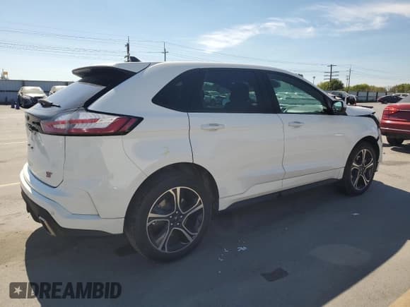 ✅ 2022 Ford Edge ST • VIN: 2FMPK4AP5NBA08883 • Lot: 68768025. Wystawiony na Copart z przebiegiem 27 698 mil. Bezpłatny archiwum sprzedaży aukcyjnych z USA i szczegółowy raport historii pojazdu na DreamBid. Zdjęcie 3.