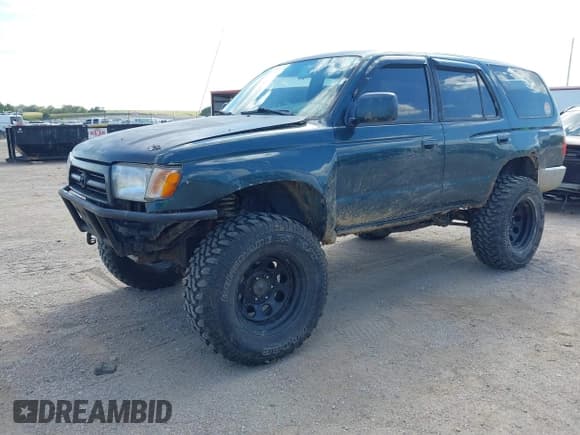 ✅ 1998 Toyota 4Runner SR5 • VIN: JT3HN86R0W0177640 • Lot: 43077035. Listed on IAAI with 219,784 mi. Free auction sales archive from the USA and detailed vehicle history report at DreamBid. Image 2.