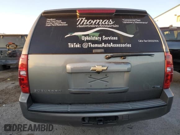 ✅ 2009 Chevrolet Suburban LS • VIN: 1GNFC16089R225359 • Lot: 76146434. Listed on Copart with 205,749 mi. Free auction sales archive from the USA and detailed vehicle history report at DreamBid. Image 6.