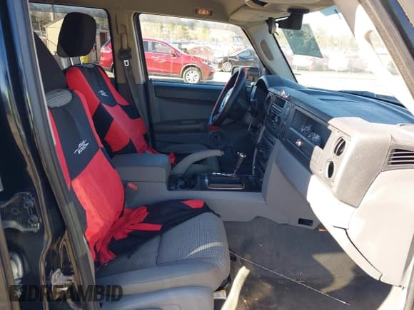 ✅ 2006 Jeep Commander • VIN: 1J8HG48K26C204097 • Lot: 41868945. Listed on IAAI with 161,976 mi. Free auction sales archive from the USA and detailed vehicle history report at DreamBid. Image 5.