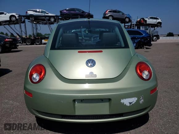 ✅ 2006 Volkswagen Beetle • VIN: 3VWRW31C06M407528 • Лот: 64195575. Опубликован ранее на Copart с пробегом 112 578 миль. Бесплатный доступ к архиву аукционных продаж из США и подробный отчёт об истории автомобиля на DreamBid. Изображение 6.