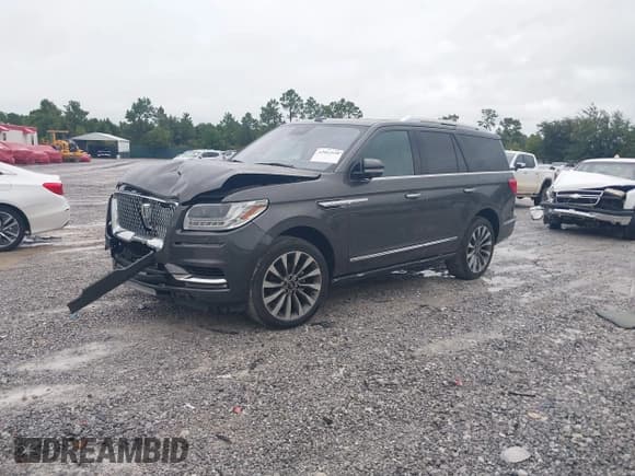 ✅ 2018 Lincoln Navigator Select • VIN: 5LMJJ2HT8JEL19400 • Lot: 42962930. Listed on IAAI with 84,753 mi. Free auction sales archive from the USA and detailed vehicle history report at DreamBid. Image 2.
