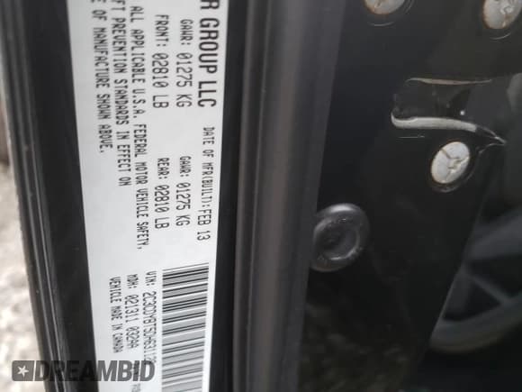 ✅ 2013 Dodge Challenger R/T • VIN: 2C3CDYBT5DH631128 • Lot: 32095142. Wystawiony na Copart z przebiegiem Nie podano. Bezpłatny archiwum sprzedaży aukcyjnych z USA i szczegółowy raport historii pojazdu na DreamBid. Zdjęcie 10.