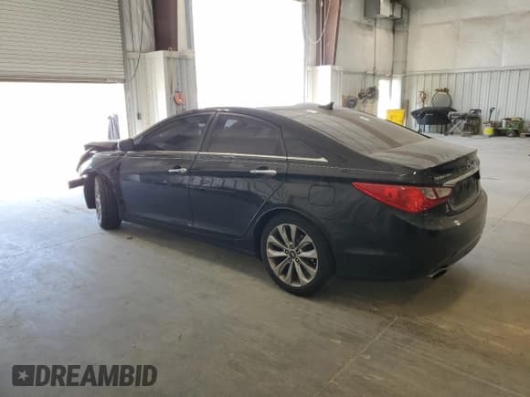 ✅ 2011 Hyundai Sonata SE • VIN: 5NPEC4AC4BH071642 • Лот: 70437534. Опубликован ранее на Copart с пробегом 193 712 миль. Бесплатный доступ к архиву аукционных продаж из США и подробный отчёт об истории автомобиля на DreamBid. Изображение 2.