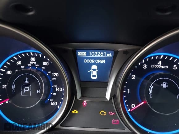 ✅ 2013 Hyundai Genesis Coupe 2.0T • VIN: KMHHT6KD6DU097924 • Lot: 42467738. Wystawiony na IAAI z przebiegiem 103 261 mil. Bezpłatny archiwum sprzedaży aukcyjnych z USA i szczegółowy raport historii pojazdu na DreamBid. Zdjęcie 7.