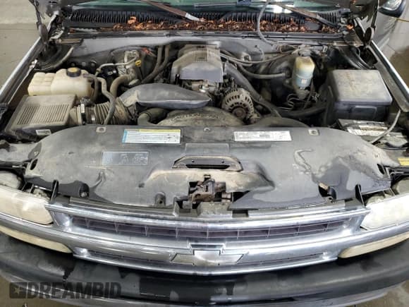 ✅ 2000 Chevrolet Silverado 1500 LT • VIN: 2GCEK19T1Y1380811 • Lot: 70869454. Listed on Copart with 185,213 mi. Free auction sales archive from the USA and detailed vehicle history report at DreamBid. Image 11.