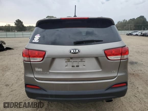 ✅ 2018 Kia Sorento LX • VIN: 5XYPGDA55JG370982 • Lot: 87381205. Wystawiony na Copart z przebiegiem 187 488 mil. Bezpłatny archiwum sprzedaży aukcyjnych z USA i szczegółowy raport historii pojazdu na DreamBid. Zdjęcie 6.