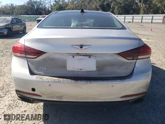 2015 Hyundai Genesis 3.8L with VIN KMHGN4JE0FU071505, listed as a Copart auction lot 83471034 with 217,913 mi miles and Non repairable. Bid and sale history available at DreamBid. Image 6.