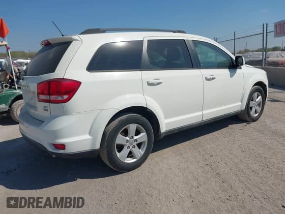 ✅ 2012 Dodge Journey SXT • VIN: 3C4PDCBGXCT220509 • Lot: 43380087. Listed on IAAI with 174,265 mi. Free auction sales archive from the USA and detailed vehicle history report at DreamBid. Image 4.