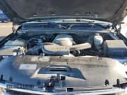 ✅ 2003 Chevrolet Suburban Z71 • VIN: 3GNFK16Z53G140553 • Лот: 43169475. Опубликован ранее на Copart с пробегом 196 634 миль. Бесплатный доступ к архиву аукционных продаж из США и подробный отчёт об истории автомобиля на DreamBid. Изображение 14.