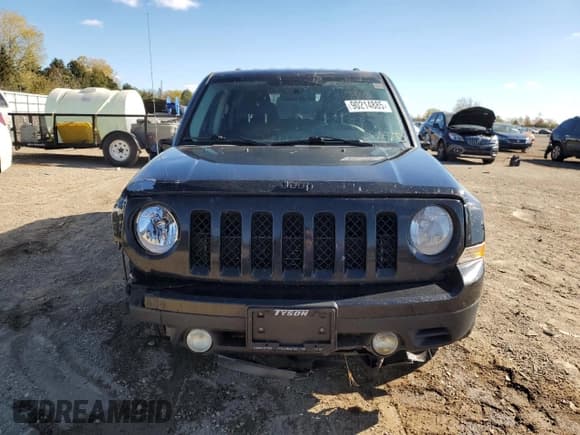 ✅ 2014 Jeep Patriot Sport • VIN: 1C4NJPBAXED819115 • Lot: 90214885. Listed on Copart with 127,369 mi. Free auction sales archive from the USA and detailed vehicle history report at DreamBid. Image 5.