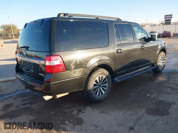 ✅ 2015 Ford Expedition Max XLT • VIN: 1FMJK1JT1FEF48092 • Лот: 43727864. Опубликован ранее на IAAI с пробегом 171 737 миль. Бесплатный доступ к архиву аукционных продаж из США и подробный отчёт об истории автомобиля на DreamBid. Изображение 4.