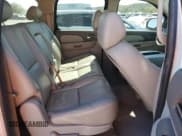 ✅ 2009 Chevrolet Suburban 1LT • VIN: 1GNFK263X9R238097 • Lot: 76802454. Wystawiony na Copart z przebiegiem 235 161 mil. Bezpłatny archiwum sprzedaży aukcyjnych z USA i szczegółowy raport historii pojazdu na DreamBid. Zdjęcie 11.