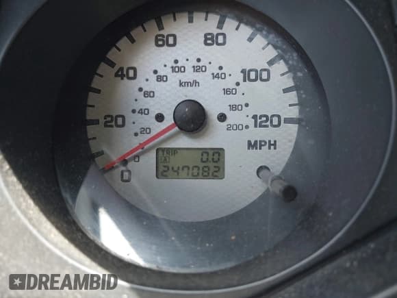 ✅ 2004 Mitsubishi Montero Limited • VIN: JA4MW51S04J010714 • Lot: 42598540. Wystawiony na IAAI z przebiegiem 247 082 mil. Bezpłatny archiwum sprzedaży aukcyjnych z USA i szczegółowy raport historii pojazdu na DreamBid. Zdjęcie 7.