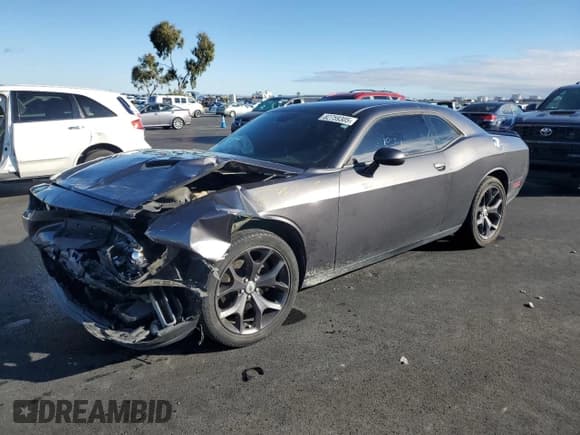 ✅ 2018 Dodge Challenger SXT Plus • VIN: 2C3CDZAG6JH155462 • Lot: 82759305. Listed on Copart with 117,427 mi. Free auction sales archive from the USA and detailed vehicle history report at DreamBid. Image 1.