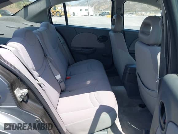 2004 Saturn ION ION 2 z VIN 1G8AJ52F74Z186860, wystawiony jako IAAI lot #42574531 z przebiegiem 204 627 mil mil oraz . Historia ofert i sprzedaży dostępna na DreamBid. Obrazek 8.