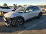 2023 Hyundai Ioniq 5 SEL z VIN KM8KNDAF3PU207954, wystawiony jako Copart lot #37819004 z przebiegiem 1 972 mil mil oraz . Historia ofert i sprzedaży dostępna na DreamBid. Obrazek 1.