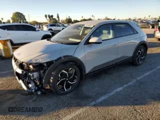 2023 Hyundai Ioniq 5 SEL z VIN KM8KNDAF3PU207954, wystawiony jako Copart lot #37819004 z przebiegiem 1 972 mil mil oraz . Historia ofert i sprzedaży dostępna na DreamBid. Obrazek 1.