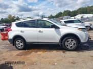 ✅ 2014 Toyota RAV4 LE • VIN: JTMBFREV5ED076491 • Лот: 43394972. Опубликован ранее на IAAI с пробегом 179 884 миль. Бесплатный доступ к архиву аукционных продаж из США и подробный отчёт об истории автомобиля на DreamBid. Изображение 13.