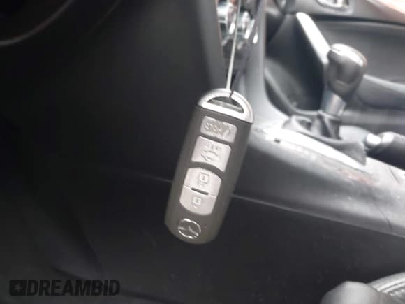 ✅ 2015 Mazda 6 i Touring • VIN: JM1GJ1V51F1203889 • Lot: 42695165. Wystawiony na IAAI z przebiegiem 199 016 mil. Bezpłatny archiwum sprzedaży aukcyjnych z USA i szczegółowy raport historii pojazdu na DreamBid. Zdjęcie 11.