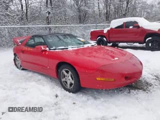 ✅ 1996 Pontiac Firebird Firebird • VIN: 2G2FS22K0T2208224 • Lot: 43838284. Wystawiony na IAAI z przebiegiem 161 661 mil. Bezpłatny archiwum sprzedaży aukcyjnych z USA i szczegółowy raport historii pojazdu na DreamBid. Zdjęcie 1.