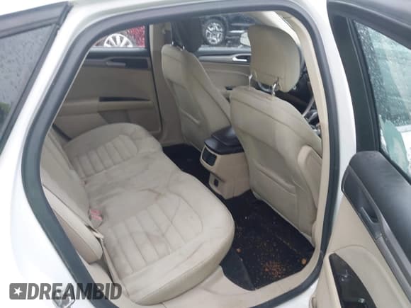 ✅ 2013 Ford Fusion SE • VIN: 3FA6P0HR1DR313191 • Лот: 43534043. Опубликован ранее на IAAI с пробегом 133 336 миль. Бесплатный доступ к архиву аукционных продаж из США и подробный отчёт об истории автомобиля на DreamBid. Изображение 8.