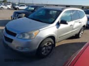 ✅ 2012 Chevrolet Traverse LS • VIN: 1GNKRFEDXCJ404734 • Lot: 43466456. Wystawiony na IAAI z przebiegiem 207 809 mil. Bezpłatny archiwum sprzedaży aukcyjnych z USA i szczegółowy raport historii pojazdu na DreamBid. Zdjęcie 2.