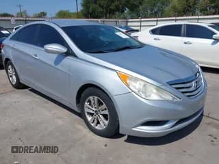 ✅ 2013 Hyundai Sonata GLS • VIN: 5NPEB4AC0DH717359 • Лот: 43183272. Опубликован ранее на IAAI с пробегом 140 742 миль. Бесплатный доступ к архиву аукционных продаж из США и подробный отчёт об истории автомобиля на DreamBid. Изображение 1.