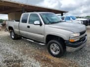 ✅ 2001 Chevrolet Silverado 2500HD LS • VIN: 1GCHK29U71E258941 • Лот: 56692395. Опубликован ранее на Copart с пробегом 189 133 миль. Бесплатный доступ к архиву аукционных продаж из США и подробный отчёт об истории автомобиля на DreamBid. Изображение 4.