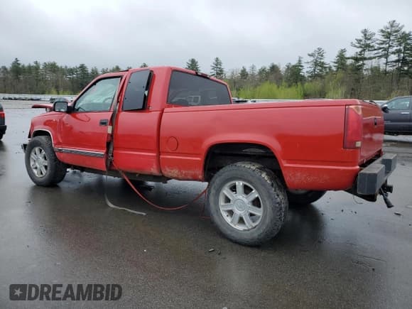 ✅ 1998 GMC Sierra 1500 • VIN: 2GTEK19R3W1508712 • Лот: 55665565. Опубликован ранее на Copart с пробегом Не указан. Бесплатный доступ к архиву аукционных продаж из США и подробный отчёт об истории автомобиля на DreamBid. Изображение 2.