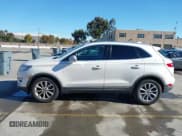 ✅ 2017 Lincoln MKC Select • VIN: 5LMCJ2C98HUL33379 • Lot: 43775018. Listed on IAAI with 79,297 mi. Free auction sales archive from the USA and detailed vehicle history report at DreamBid. Image 14.