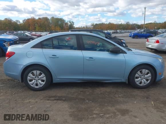 2012 Chevrolet Cruze LS с VIN 1G1PC5SH5C7272151, выставлен на аукционе IAAI как лот 43394159 с пробегом 113 798 миль миль и . История ставок и продаж доступна на DreamBid. Изображение 13.