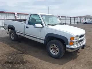 2000 Chevrolet Silverado 3500 z VIN 1GCHK34R3YR137514, wystawiony jako IAAI lot #42446277 z przebiegiem 238 119 mil mil oraz . Historia ofert i sprzedaży dostępna na DreamBid. Obrazek 1.