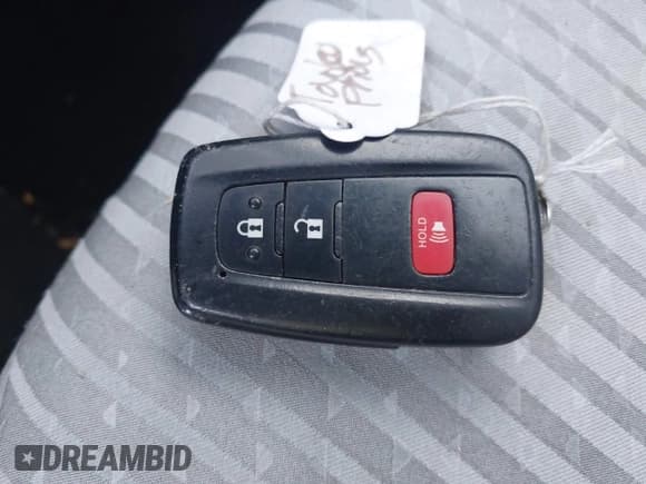 ✅ 2016 Toyota Prius Two • VIN: JTDKBRFU4G3015790 • Лот: 43615507. Опубликован ранее на IAAI с пробегом 186 833 миль. Бесплатный доступ к архиву аукционных продаж из США и подробный отчёт об истории автомобиля на DreamBid. Изображение 11.