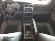 ✅ 2009 Dodge Durango • VIN: 1D8HD58T99F704910 • Lot: 90929915. Wystawiony na Copart z przebiegiem 102 539 mil. Bezpłatny archiwum sprzedaży aukcyjnych z USA i szczegółowy raport historii pojazdu na DreamBid. Zdjęcie 8.