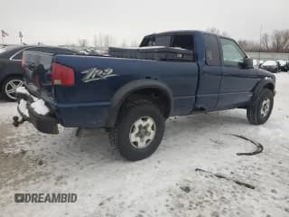 ✅ 2002 Chevrolet S-10 LS • VIN: 1GCCT19W028155489 • Лот: 85539734. Опубликован ранее на Copart с пробегом Не указан. Бесплатный доступ к архиву аукционных продаж из США и подробный отчёт об истории автомобиля на DreamBid. Изображение 3.