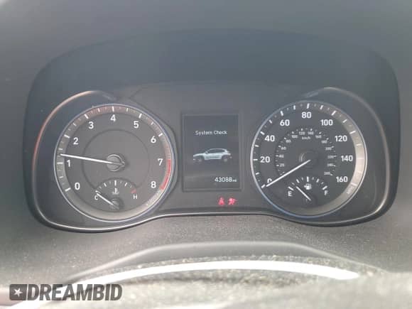 2018 Hyundai Kona SEL z VIN KM8K2CAA6JU114845, wystawiony jako Copart lot #63925323 z przebiegiem 43 088 mil mil oraz . Historia ofert i sprzedaży dostępna na DreamBid. Obrazek 9.