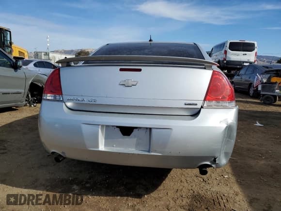 ✅ 2014 Chevrolet Impala LTZ • VIN: 2G1WC5E33E1109557 • Лот: 81332164. Опубликован ранее на Copart с пробегом 116 437 миль. Бесплатный доступ к архиву аукционных продаж из США и подробный отчёт об истории автомобиля на DreamBid. Изображение 6.