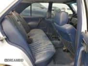 ✅ 1991 Mercedes-Benz 190 • VIN: WDBDA29D9MF781134 • Lot: 86260945. Wystawiony na Copart z przebiegiem 124 002 mil. Bezpłatny archiwum sprzedaży aukcyjnych z USA i szczegółowy raport historii pojazdu na DreamBid. Zdjęcie 10.