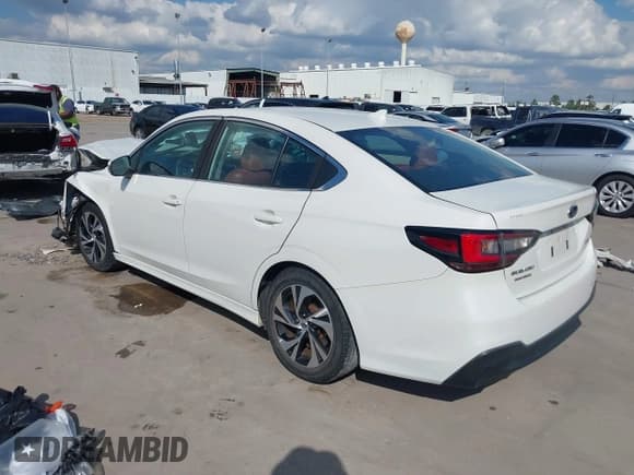 ✅ 2020 Subaru Legacy Premium • VIN: 4S3BWAE68L3026388 • Lot: 43478370. Listed on IAAI with 67,220 mi. Free auction sales archive from the USA and detailed vehicle history report at DreamBid. Image 3.