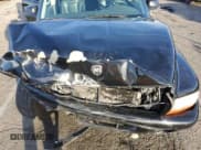 ✅ 2002 Dodge Dakota Sport • VIN: 1B7HG38N82S697439 • Lot: 44282155. Wystawiony na Copart z przebiegiem 239 414 mil. Bezpłatny archiwum sprzedaży aukcyjnych z USA i szczegółowy raport historii pojazdu na DreamBid. Zdjęcie 12.