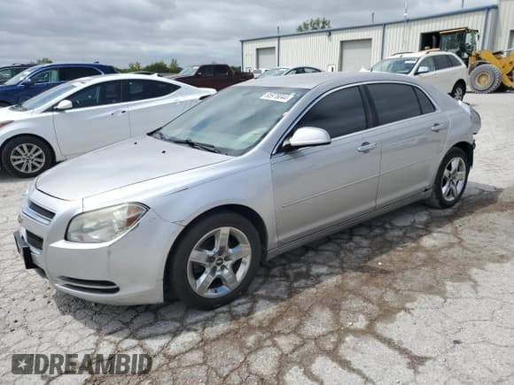✅ 2008 Chevrolet Malibu 1LT • VIN: 1G1ZH57B18F177372 • Lot: 65978044. Listed on Copart with 152,377 mi. Free auction sales archive from the USA and detailed vehicle history report at DreamBid. Image 1.