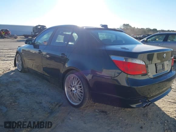 ✅ 2005 BMW 5 Series 545i • VIN: WBANB335X5CN63441 • Лот: 43825697. Опубликован ранее на IAAI с пробегом 76 609 миль. Бесплатный доступ к архиву аукционных продаж из США и подробный отчёт об истории автомобиля на DreamBid. Изображение 3.