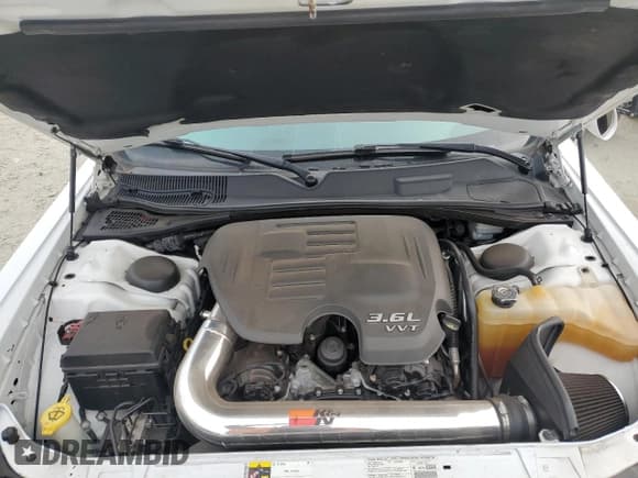 ✅ 2013 Dodge Challenger SXT • VIN: 2C3CDYAG6DH530779 • Lot: 69755494. Wystawiony na Copart z przebiegiem 160 325 mil. Bezpłatny archiwum sprzedaży aukcyjnych z USA i szczegółowy raport historii pojazdu na DreamBid. Zdjęcie 11.