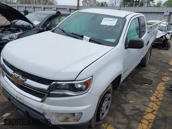 ✅ 2019 Chevrolet Colorado 2WD Work Truck • VIN: 1GCHSBEA4K1170109 • Lot: 41934824. Wystawiony na IAAI z przebiegiem 105 970 mil. Bezpłatny archiwum sprzedaży aukcyjnych z USA i szczegółowy raport historii pojazdu na DreamBid. Zdjęcie 2.