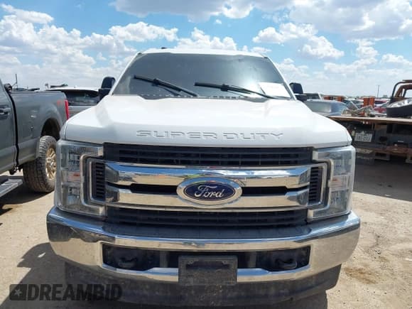✅ 2019 Ford F-250 XLT • VIN: 1FT7W2BT7KEF51919 • Lot: 43089694. Listed on IAAI with 103,836 mi. Free auction sales archive from the USA and detailed vehicle history report at DreamBid. Image 11.