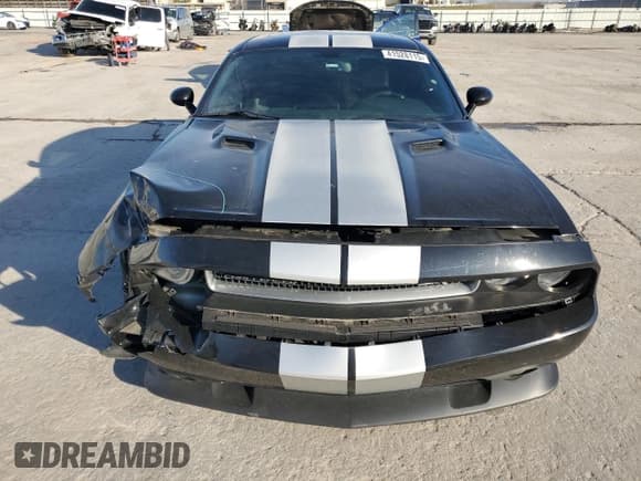 ✅ 2011 Dodge Challenger SRT-8 • VIN: 2B3CJ7DJ2BH526698 • Lot: 41528115. Wystawiony na Copart z przebiegiem 118 477 mil. Bezpłatny archiwum sprzedaży aukcyjnych z USA i szczegółowy raport historii pojazdu na DreamBid. Zdjęcie 5.