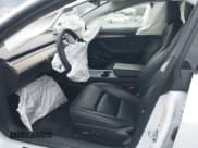 ✅ 2022 Tesla Model 3 Long Range • VIN: 5YJ3E1EB3NF205920 • Lot: 43675741. Wystawiony na IAAI z przebiegiem Nie podano. Bezpłatny archiwum sprzedaży aukcyjnych z USA i szczegółowy raport historii pojazdu na DreamBid. Zdjęcie 5.